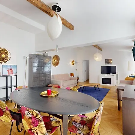 265 Antoine - Superbe A Paris